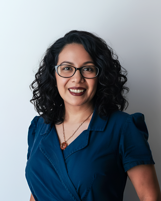 Photo of Florina L Apolinar Claudio, Marriage & Family Therapist, PhD, LMFT