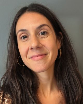 Photo of Lauren Kourabas, Clinical Social Work/Therapist, LICSW