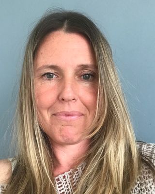 Photo of Laurel Solé, Clinical Social Work/Therapist, MSW, LCSW