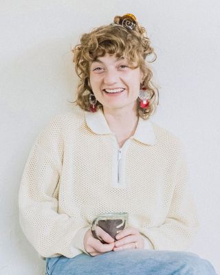 Photo of Mackenzie Studebaker, Marriage & Family Therapist, LMFT, MA