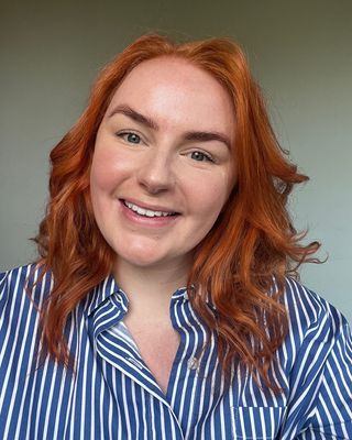 Photo of Natalie Moor, Psychotherapist, MSc, MBABCP
