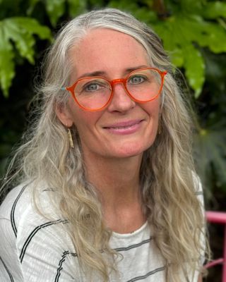 Photo of Tracie Bonjour, Mental Health Counselor Associate, MA
