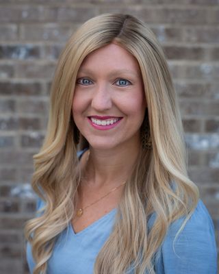 Photo of Courtney Thompson, Clinical Social Work/Therapist, LICSW-S