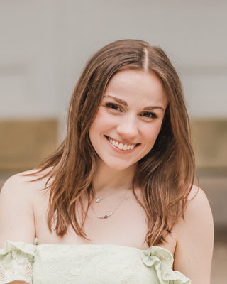 Photo of Deryn Hults, Licensed Mental Health Counselor, LMHC