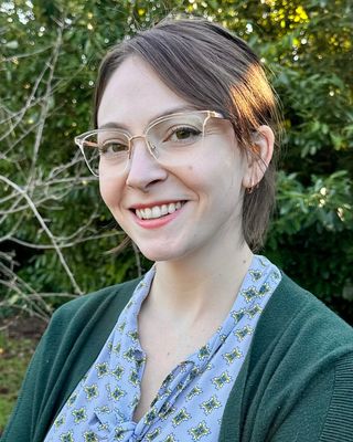 Photo of Elaina Atwell-Furrow, Psychiatric Nurse Practitioner in Cannon Beach, OR