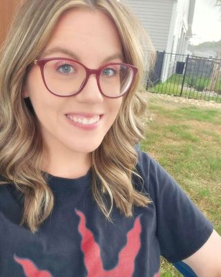 Photo of Ashlee Calandros, Licensed Professional Counselor, LPC