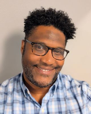 Photo of Rassan Follis, Clinical Social Work/Therapist, LCSW, MSW, MA