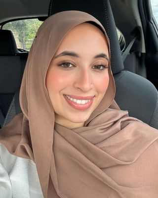 Photo of Iffat Akhtar, Counsellor, MSc, MBACP