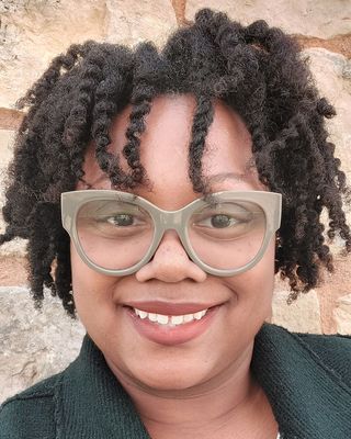 Photo of Stacy-Lee Ashmeade, Registered Social Worker, BSW, MSW, RSW, ASTO