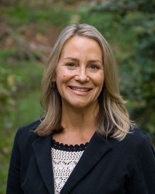 Photo of Britt Cowart, Clinical Social Work/Therapist, LCSW