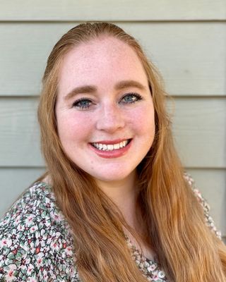 Photo of Sarah Alley, Associate Professional Clinical Counselor in Irvine, CA