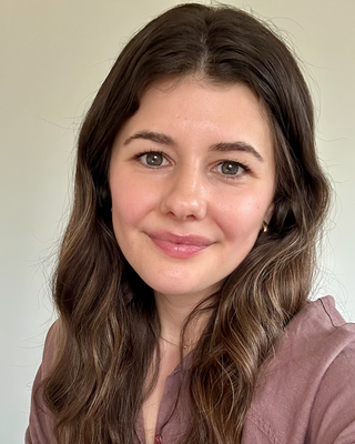 Photo of Chelsie Ostrega, Registered Psychotherapist