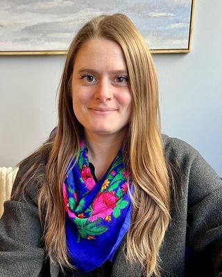 Photo of Dr. Maisy Hughes, Marriage & Family Therapist, LMFT