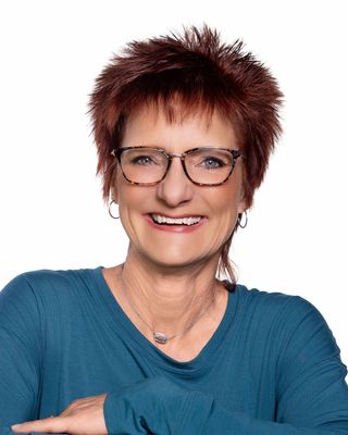 Photo of Kris Schulte, Clinical Social Work/Therapist, LSCSW, RPT