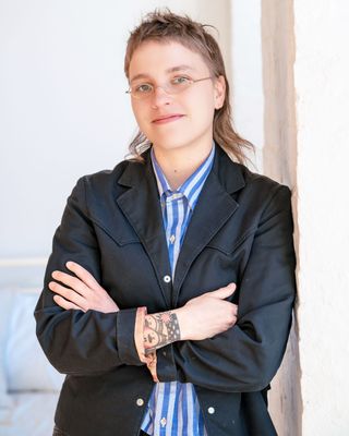 Photo of Holly Herzfeld, Licensed Professional Counselor, LCPC-c, R-DMT