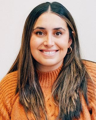 Photo of Isabella Jimenez, Pre-Licensed Professional in West Town, Chicago, IL