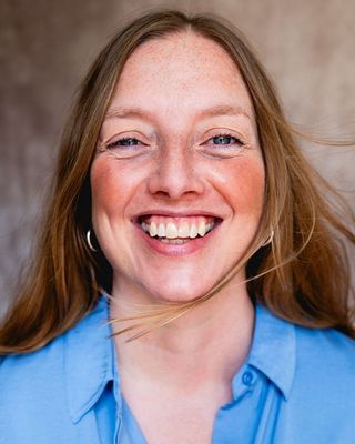 Photo of Dr Zoe Knight, Psychologist, DCounsPsych, HCPC - Couns. Psych.