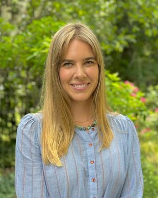Photo of Gabrielle McCarthy, Registered Psychotherapist (Qualifying), BA, BSN