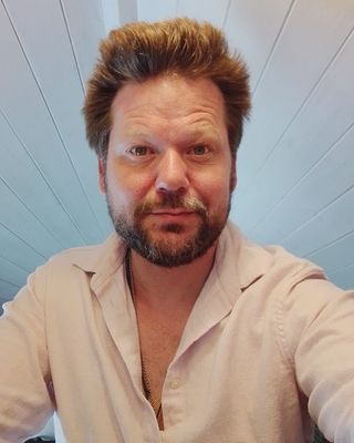 Photo of Nico Rouquette - Nico Ives, Psychotherapist, MSc, MBACP