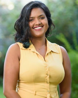 Photo of Rushini Jayawardena, Clinical Social Work/Therapist, MSW, LSW, LCSW
