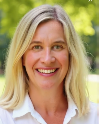 Photo of Allison Wood, Registered Social Worker, MSW, RSW