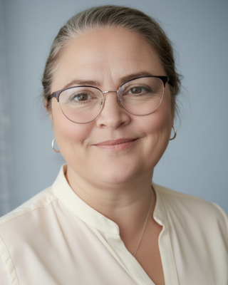 Photo of Rachelle Slater, Counsellor, MC, ACA-L2