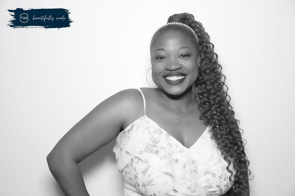 Young Women's Alliance (YWA) spring event in Austin! This photo booth made us all feel glamorous!