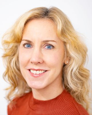 Photo of Alison Restak, Clinical Social Work/Therapist, LCSW, MT-BC, MBSR