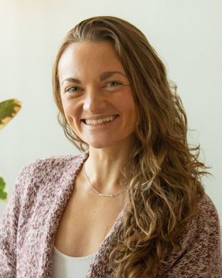 Photo of Frances Russell, Marriage & Family Therapist, LMFT