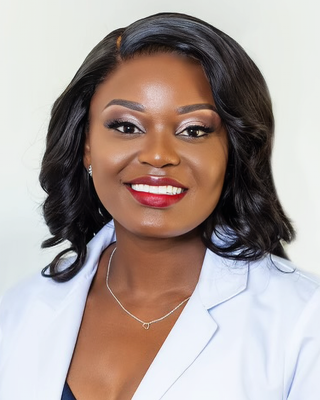 Photo of Lourdine Jean-Baptiste, Psychiatric Nurse Practitioner, PMHNP