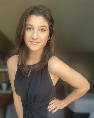 Photo of Hayley Willis, Marriage & Family Therapist, MA, LMFT