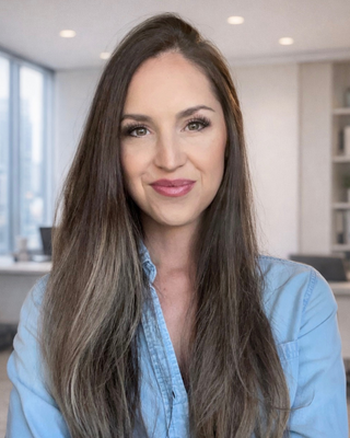 Photo of Danielle Nunes, Marriage & Family Therapist, LMFT