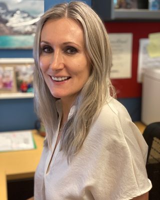 Photo of Dalija Dragisic, Marriage & Family Therapist, LMFT