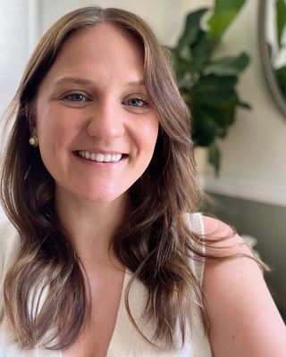 Photo of Victoria Kachinski, Clinical Social Work/Therapist, MSW, LICSW