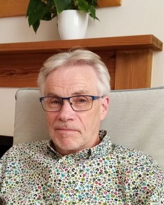 Photo of Mark Russell, Counsellor, MNCPS Acc.