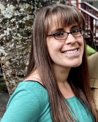 Photo of Krystal Akin, Counselor in Des Moines, WA