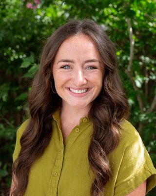 Photo of Olivia Short, Art Therapist, ATR-BC, LPAT