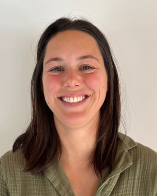 Photo of Alexis Hamilton, Registered Psychotherapist (Qualifying), RYT