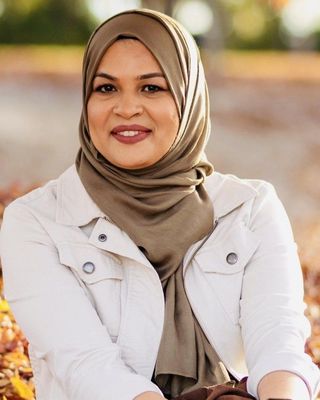 Photo of Shaista Waqar, Counsellor, PhD, PACFA