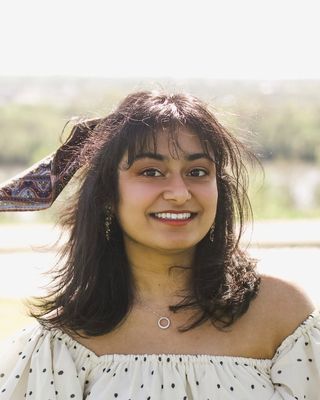 Photo of Shirin Podury, Pre-Licensed Professional