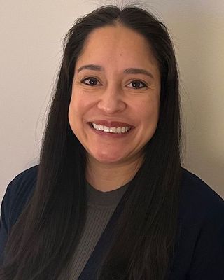Photo of Ana Bolling Cruz, Clinical Social Work/Therapist, MSW, LICSW