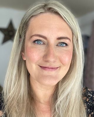Photo of Dr Karen Clough, Psychologist, HCPC - Clin. Psych.