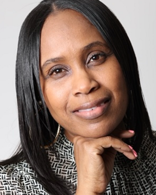 Photo of Stacy Yong, Registered Psychotherapist, MA, RP
