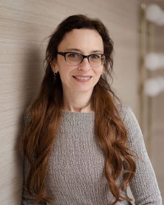 Photo of Julie Angileri, Psychiatric Nurse Practitioner, PMHNP