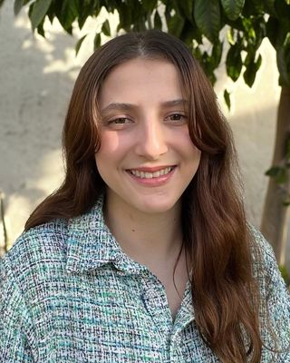 Photo of Nicole Georgino, Marriage & Family Therapist Associate, MA, AMFT
