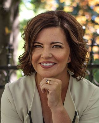 Photo of Deanna Picklyk, Registered Clinical Social Worker, MSW, RCSW, MBA