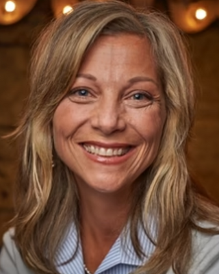 Photo of Lee Anne Langhurst, Clinical Social Work/Therapist, LCSW