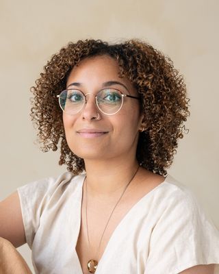 Photo of Shonnaugh Thomson, Registered Social Worker, MSW, RSW