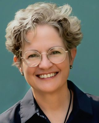 Photo of Jennifer Burns, Licensed Clinical Mental Health Counselor, LMHC