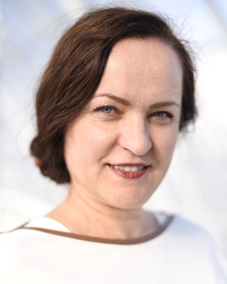 Svetlana Van Hooser
